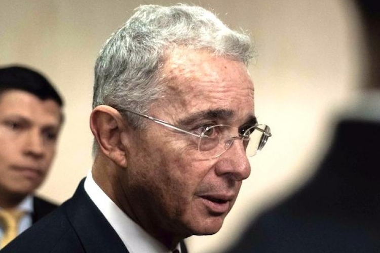 Álvaro Uribe Vélez - Google