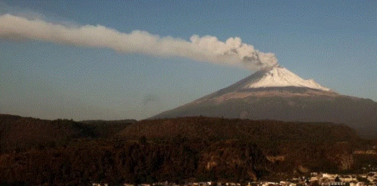 Incrementa la actividad volcánica del Popoctépetl.