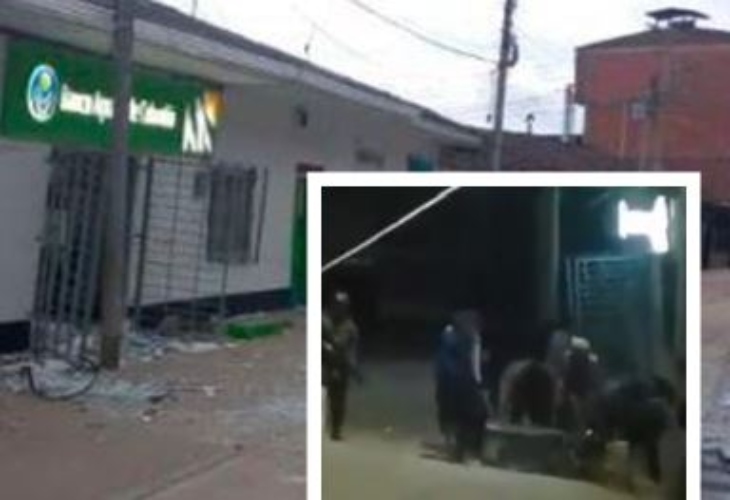 Las disidencias de las Farc roban cajero del Banco Agrario en Jambaló, Cauca.