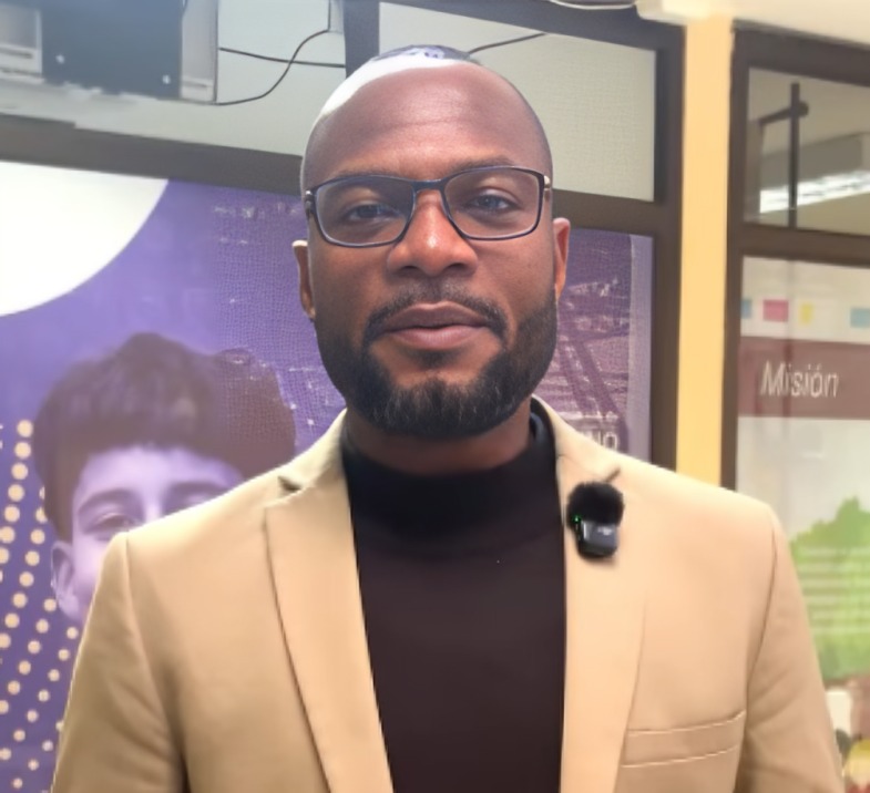 Ezequiel Quiñones, subsecretario.