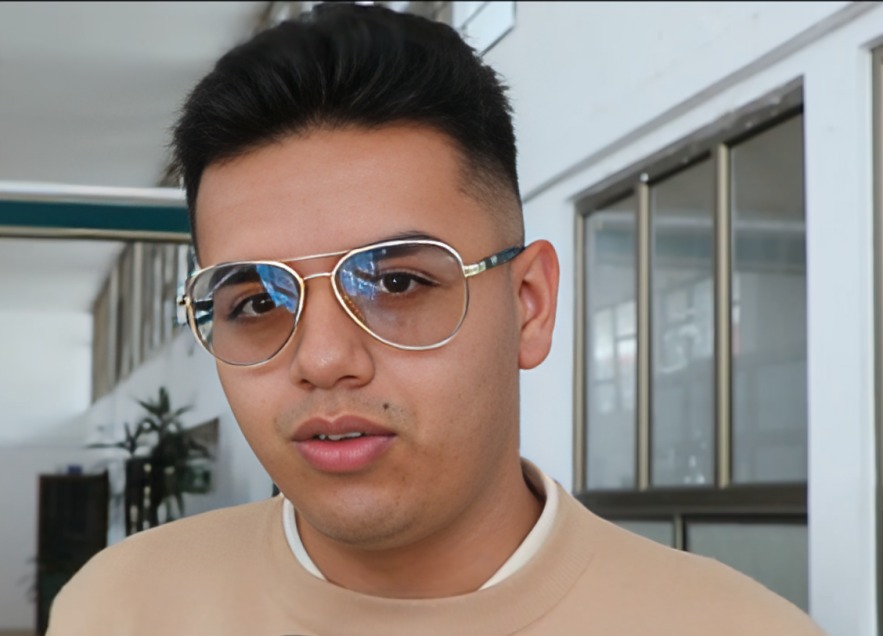 David López, referente.