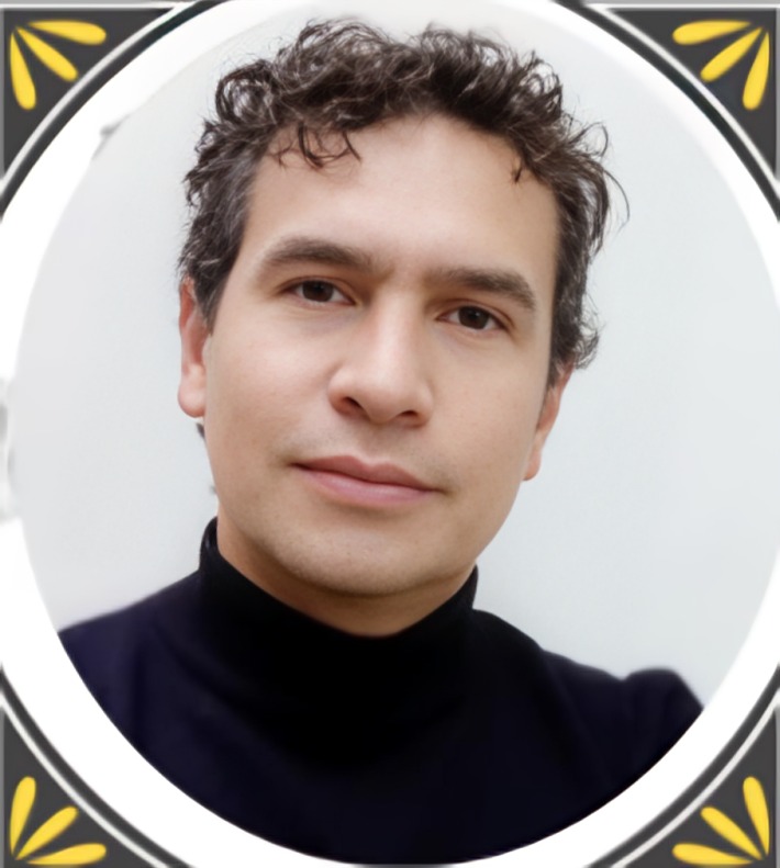 Giovanni Insuasty, director.