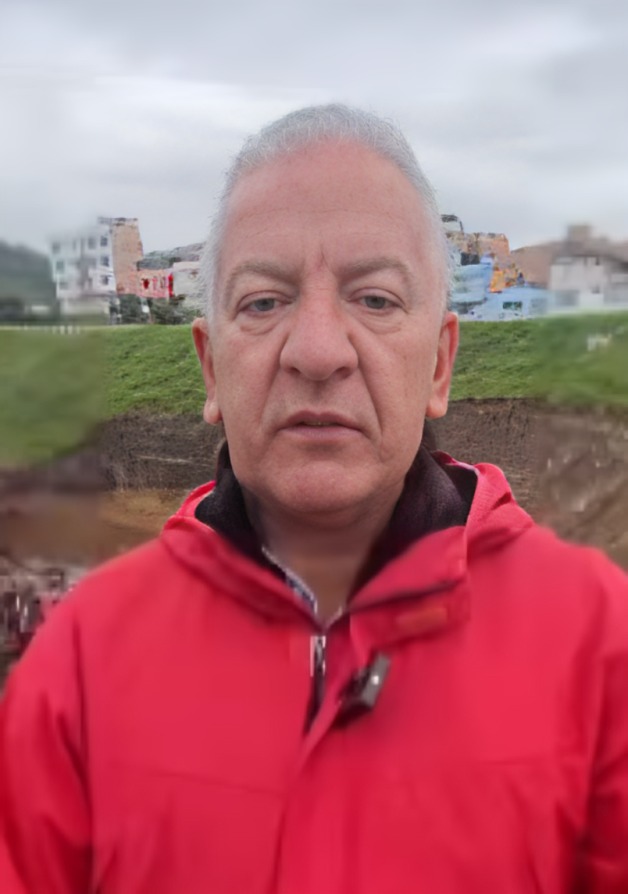 Ricardo Ortíz, director.