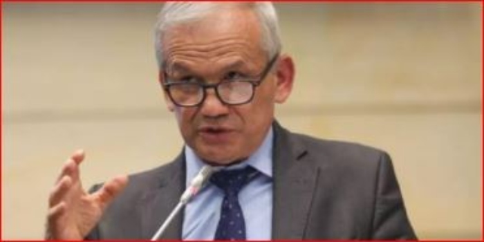 Petro- Carlos Ramón González-cárcel- UNGRD- Lavado Activos- escándalo- corrupción- prófugo- 4Sep-