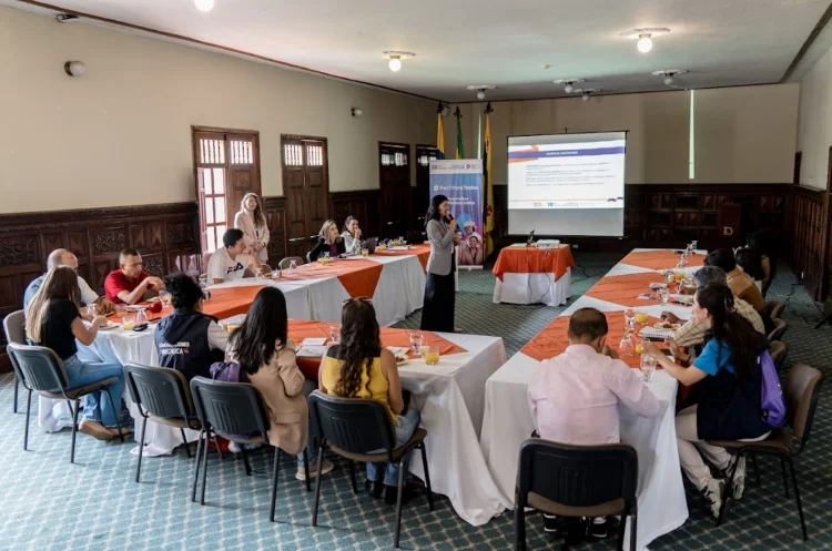 Más Mujeres, Más Democracia_ tres meses para inscribir candidaturas y proponer soluciones reales par