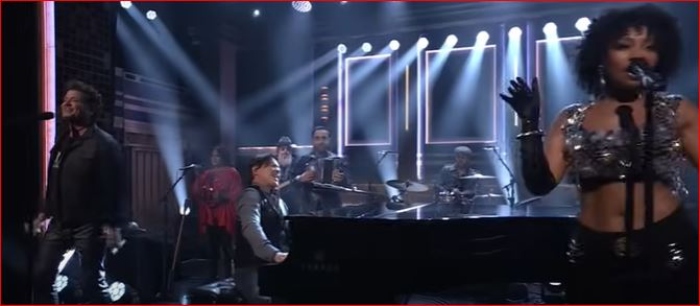 Carlos Vives- Goyo- The Tonight Show Starring Jimmy Fallon- Arthur Hanlon- 3sep-Goidbay-