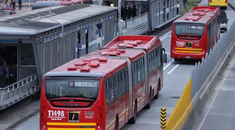 TransMilenio modifica rutas por cierre de puentes en Puente Aranda