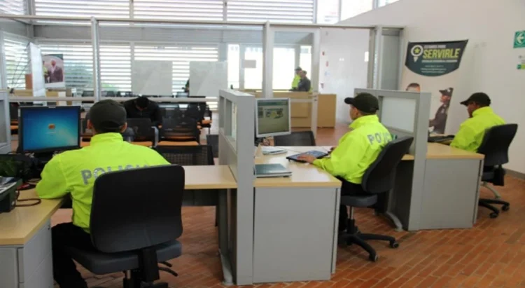 Vecinos de Barrios Unidos denuncian problemas por prostitución cerca de un Colegio de la zona