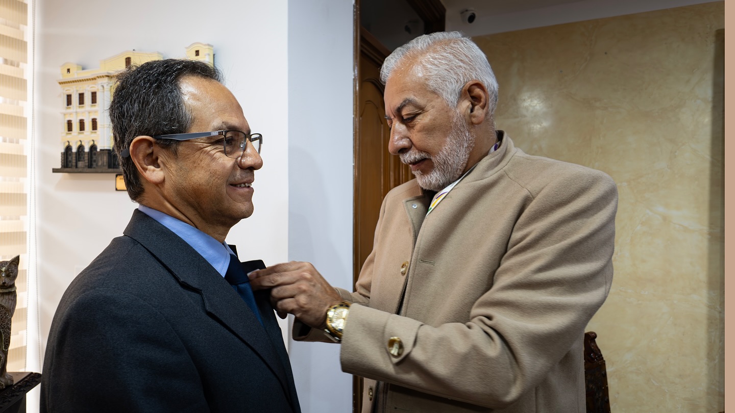 Andrés Hurtado, coordinador.