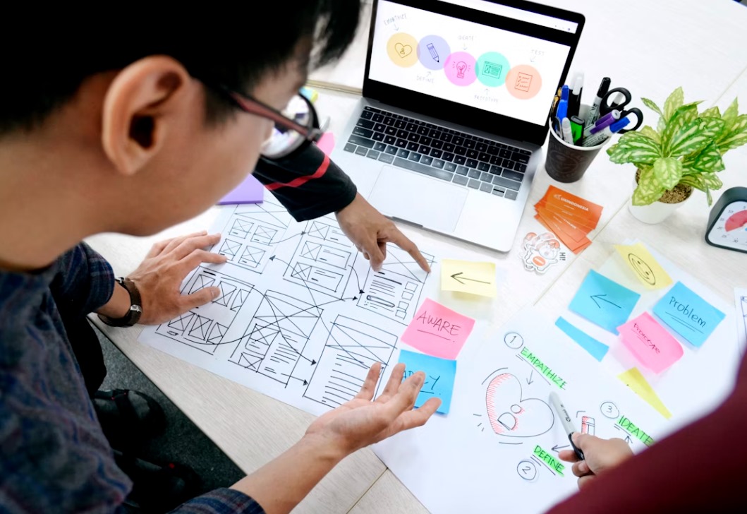 INNOVACIÓN PEDAGÓGICA EN COLOMBIA: CÓMO EL DESIGN THINKING Y LA EDUCACIÓN 4.0 TRANSFORMAN EL APRENDIZAJE