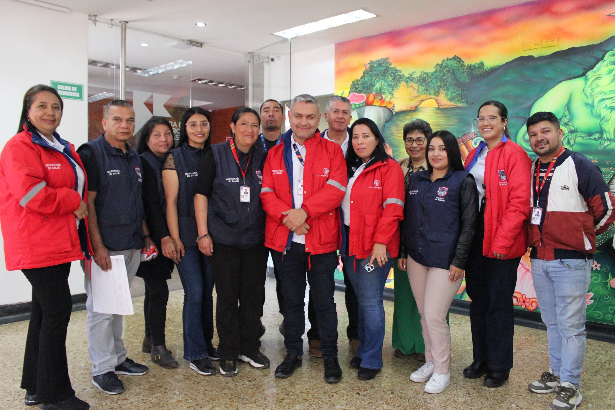 1En la imagen, de izquierda a derecha: Daniela de la Cruz, Jesús Martínez, Gloria Cortez, Dayana Criollo, Rosa Villota, Alexander Ramos, Manuel Rosas, Mario Delgado, Mary luz Moncayo, Leidy Campos Lucy Oliveros, Jhon Cancimance y Andrea Ortega.