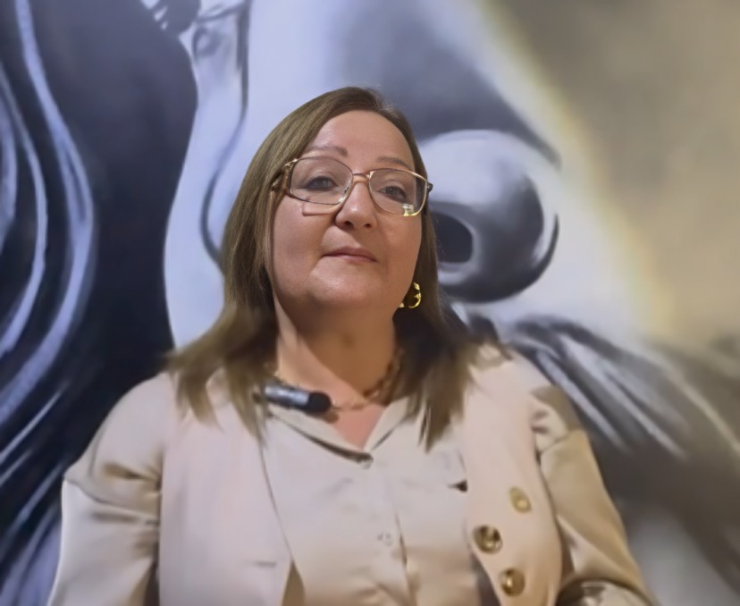 Liliana Montúfar, secretaria.