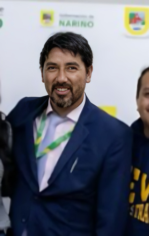 Ciro Meneses, subsecretario.