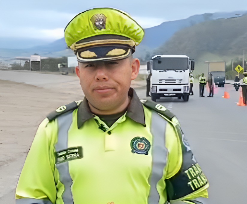 Fabio Sierra, teniente.