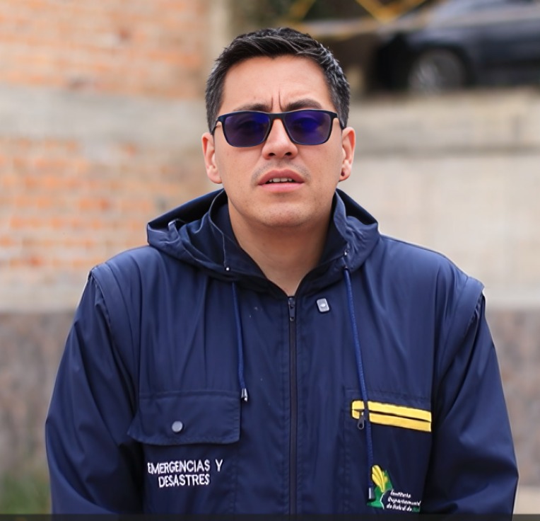 Luis Torres, integrante.