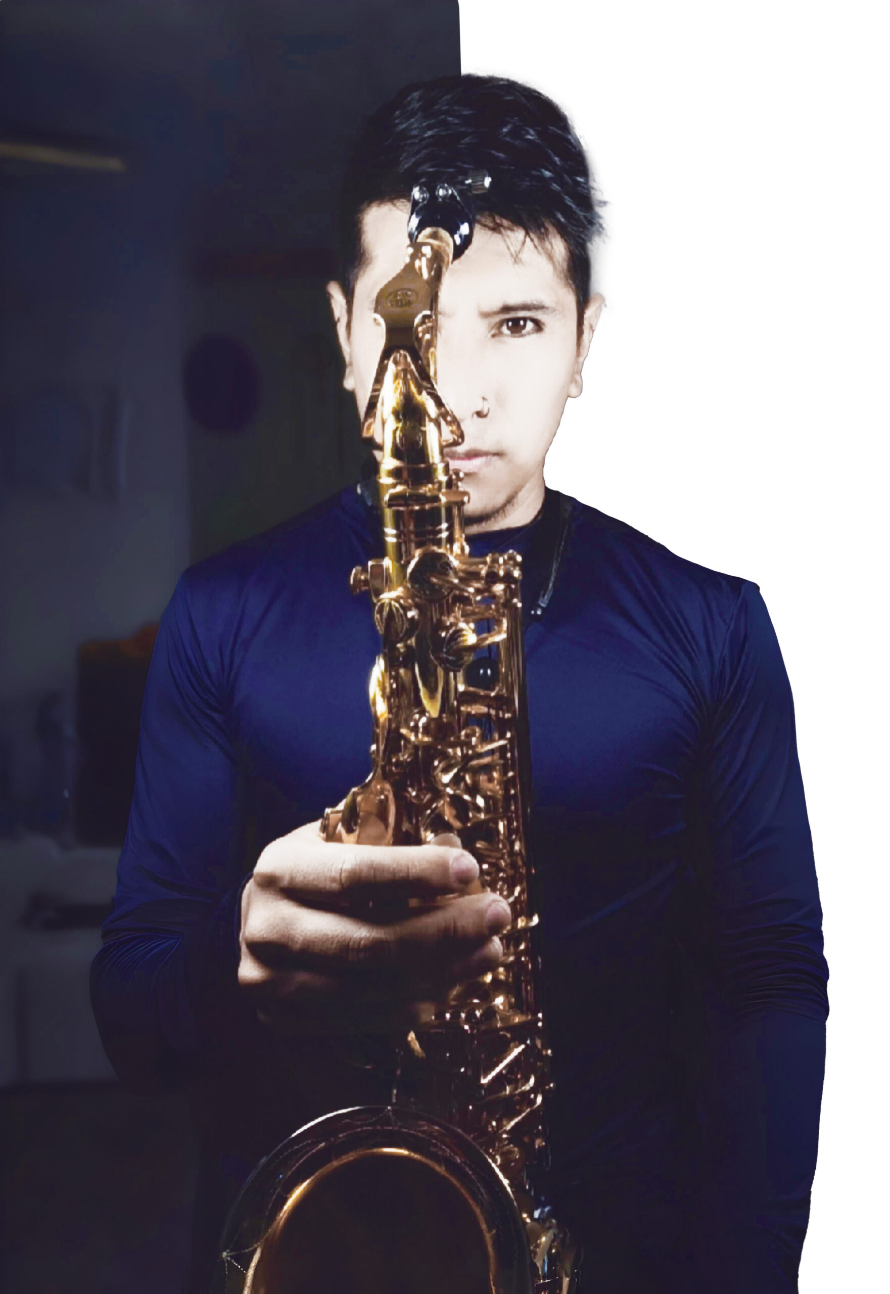 Omar Yaqueno Luna, saxofonista.