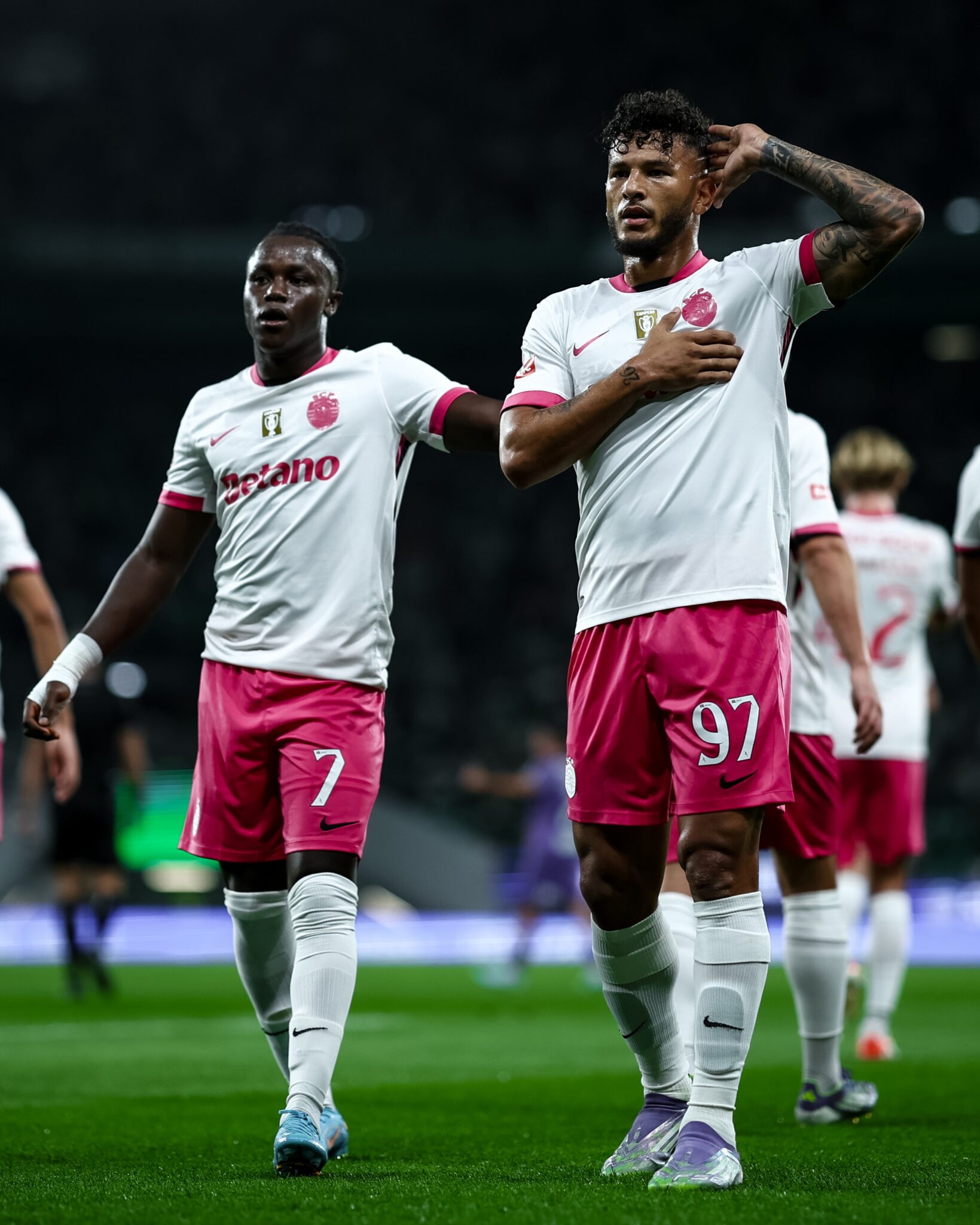 Crisp Video - Luis Javier Suárez Sigue En Racha: Nuevo Gol Con Sporting Photo for Desktop Crisp Video - Luis Javier Suárez Sigue En Racha: Nuevo Gol Con Sporting Photo for Desktop