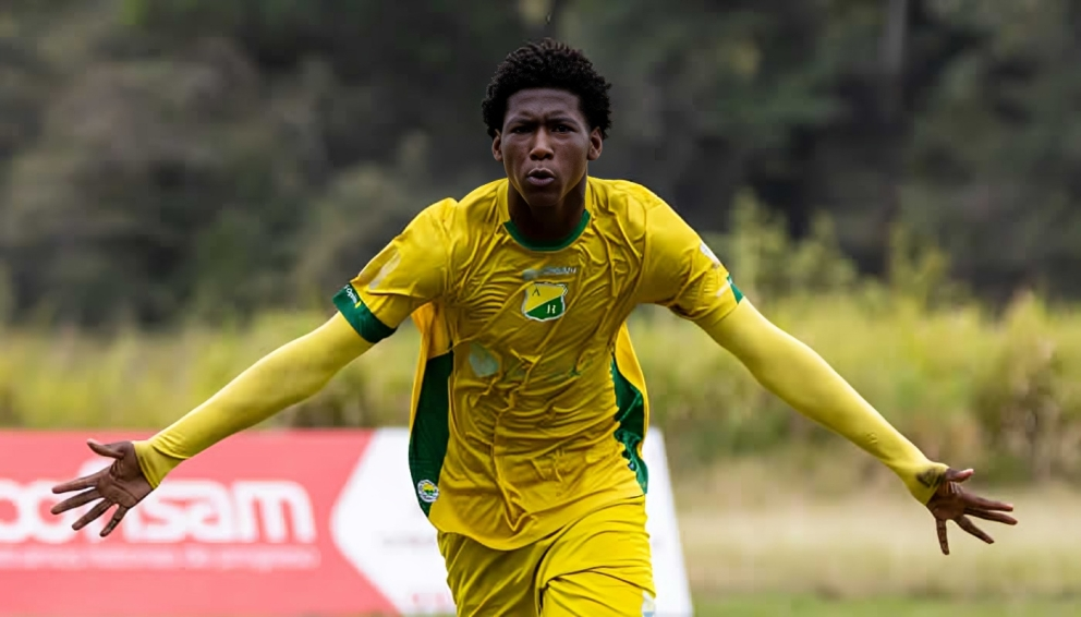 Busca su paso a la quinta fase