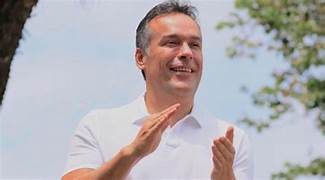 El alcalde de Pereira advirtió que retirará el apoyo institucional al club si no mejora su gestión administrativa y financiera.