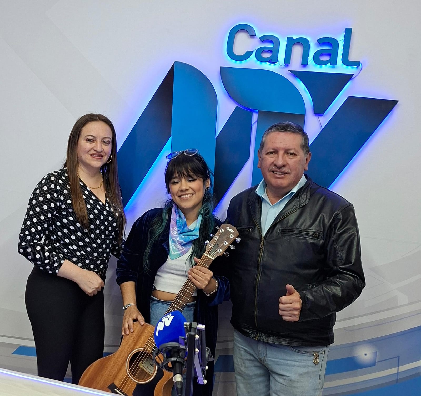 Evelyn Villota, Mizha Granda y Luis Emilio Morillo.