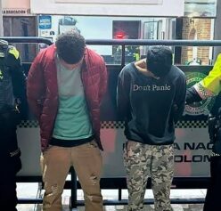 Alias El Viejo y El Flaco, capturados en La Cruz por delitos sexuales contra menores de edad, fueron puestos a disposición de las autoridades judiciales.