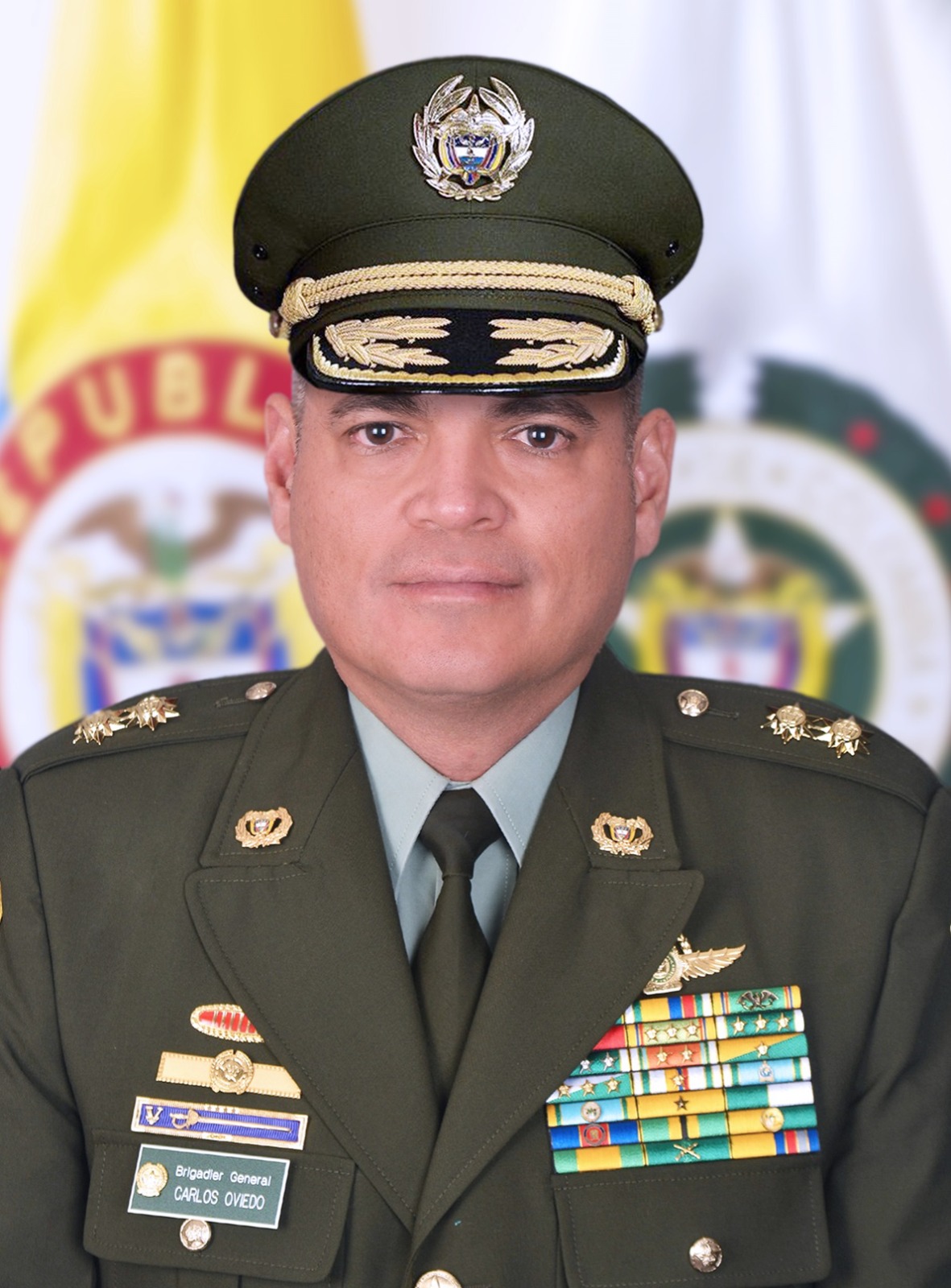 Carlos Oviedo, brigadier.