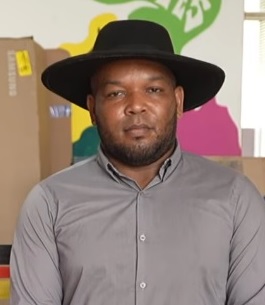 Jhon Dajome, director.