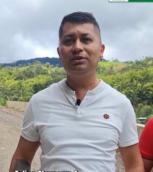 Felipe Chamorro, funcionario.