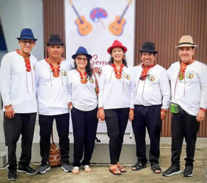 De izquierda a derecha Adriana Benavides, Leidy Salas, Danilo Rosero, Elmer Solarte, Mauro Portilla y Vicente Benavides integran el grupo de teatro ‘Magua’.