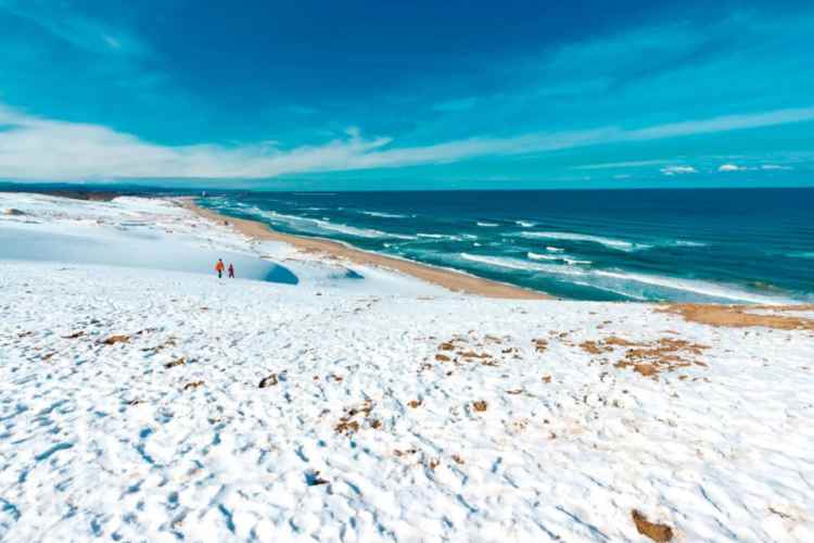 Nieve, arena y mar: el paisaje único de Hokkaido