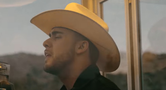 Oscar Ortiz presenta una nueva propuesta del regional mexicano, ‘Copiloto’