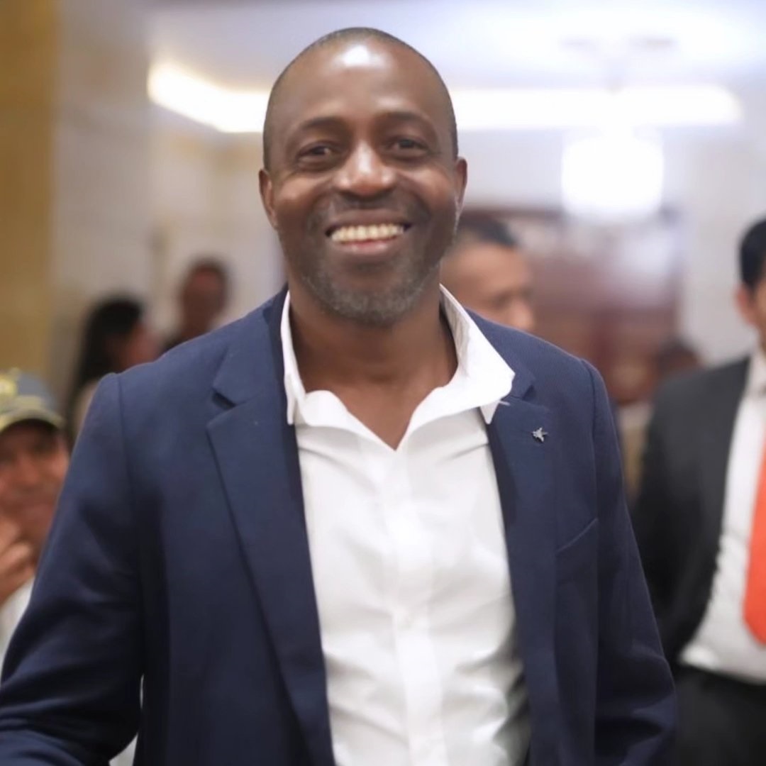 Gerson Montaño, representante.