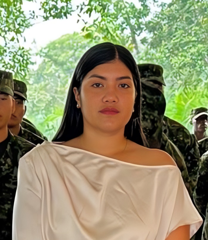 Teresa Das Neves, secretaria.