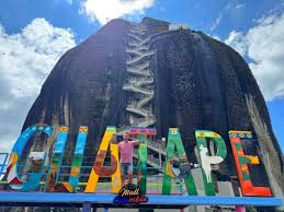 Tres rutas turísticas en Medellín para disfrutar al máximo en un viaje corto
