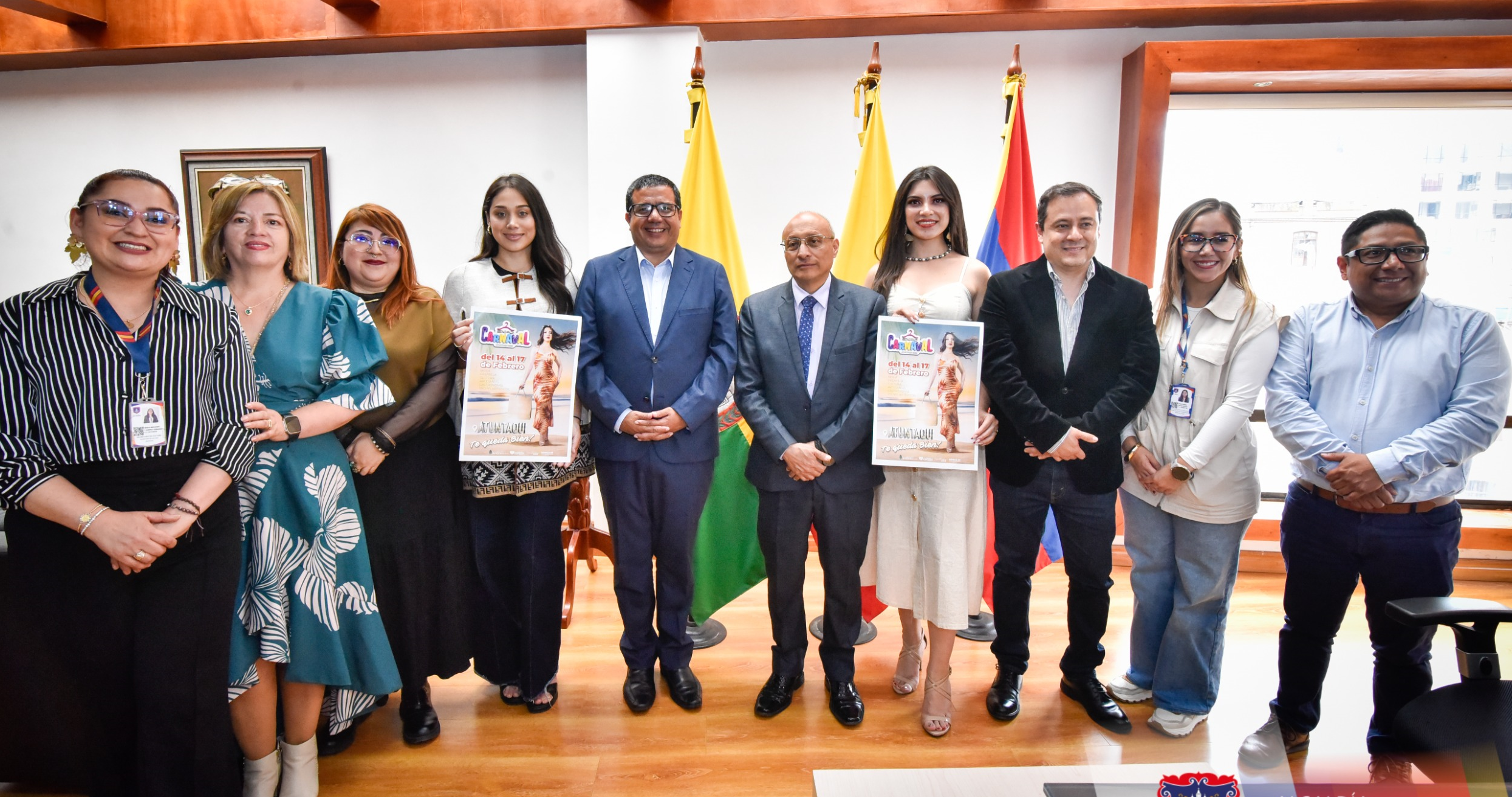 En la imagen aparecen: María Mercedes Figueroa, Ayda Ojeda, Valentina Zarama, Clara Ortiz, César Escobar, Nicolás Toro, Vanesa Torres, Darío Robby, Ángela María Hidalgo y Andrés Mejía.
