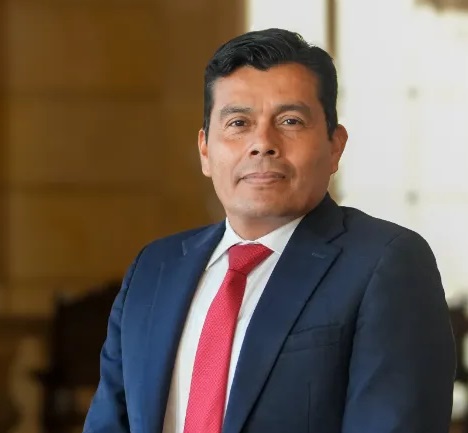 Álvaro Rodríguez, funcionario.