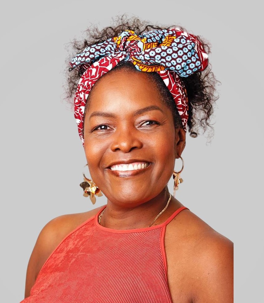 Silena Dájome, secretaria.