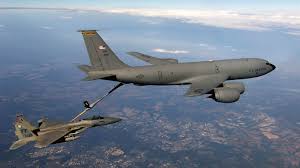 Estados Unidos refuerza presencia de aviones de combate cerca de Irán en medio de crecientes tensiones regionales