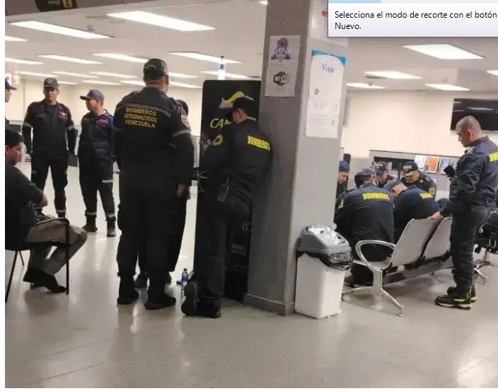 22 bomberos y rescatistas de Medellín viajó a Caracas