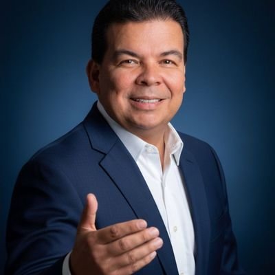 Ortiz critica los viajes del alcalde de Cali Alejandro Eder