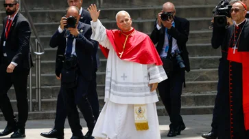 Histórico viaje apostólico: El Papa León XIV llega a Barcelona para presidir una misa solemne en la Sagrada Familia