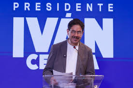 Iván Cepeda presenta denuncia contra Abelardo De la Espriella