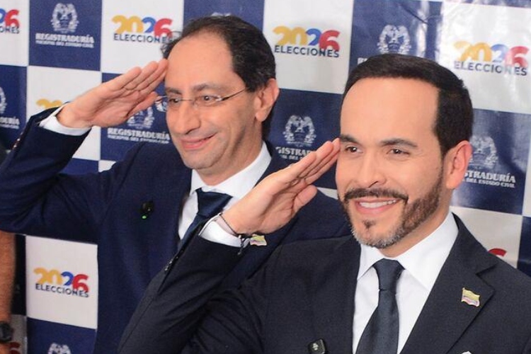 Lo que no se vio de la acreditación de Abelardo como presidente electo