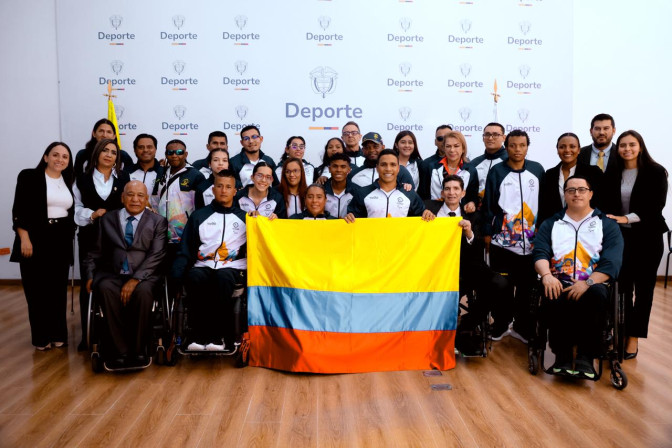 Abanderada la delegación colombiana para los Juegos Parasuramericanos Valledupar 2026