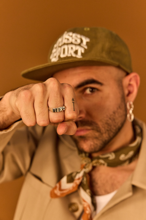 Nil Moliner Presenta»Salta», el nuevo himno de euforia y superaciòn de su exitosa era nexo.