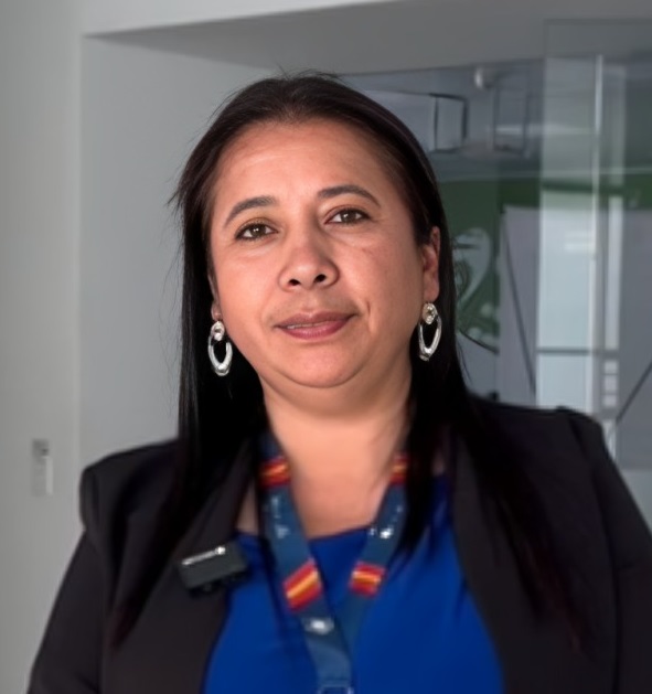 Daniana de la Cruz, secretaria.