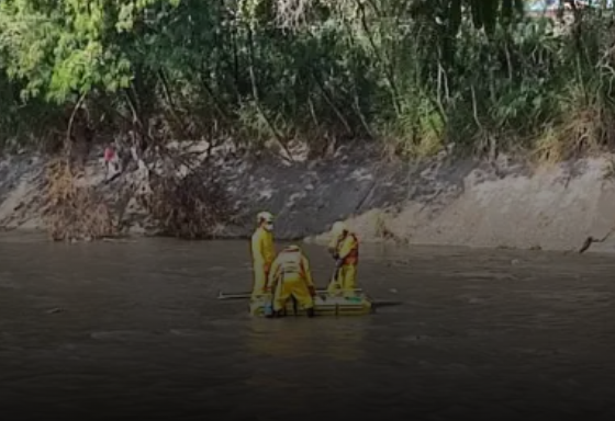 Hallan en el río Medellín el cuerpo de un adulto mayor identificado como Gabriel Enrique Galeano García