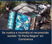 Última hora: camión de Súper Perla Negra se vuelca y termina envuelto en llamas