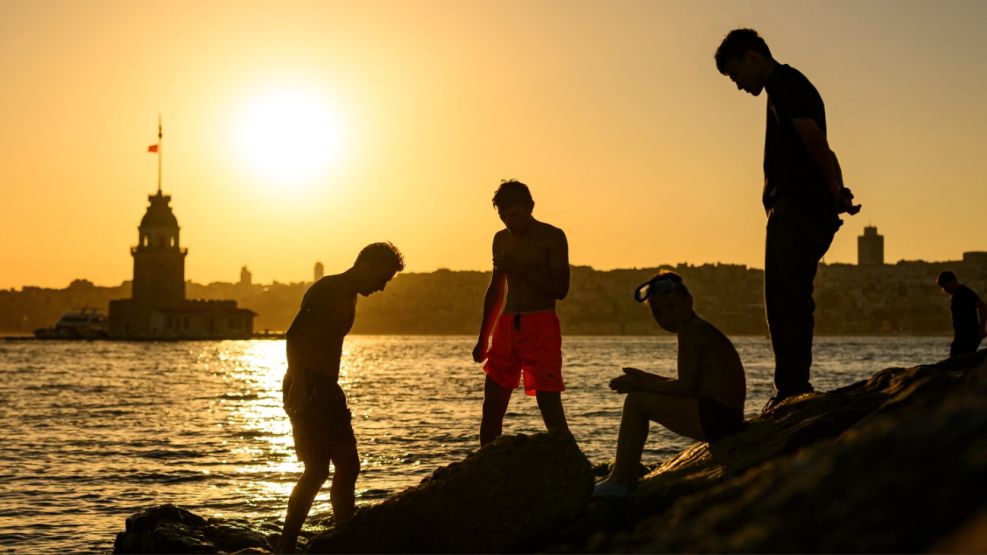 Europa enfrenta una histórica ola de calor: más de 1.300 muertes, temperaturas récord y tormentas extremas agravan la emergencia