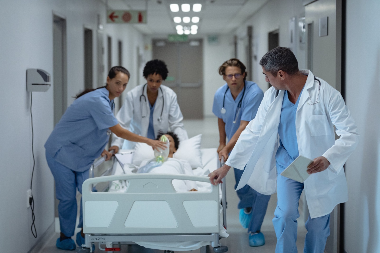 Inteligencia artificial se abre paso en la gestión de salud en Colombia: Colsof lidera el debate para definir hoja de ruta tecnológica, ética y legal